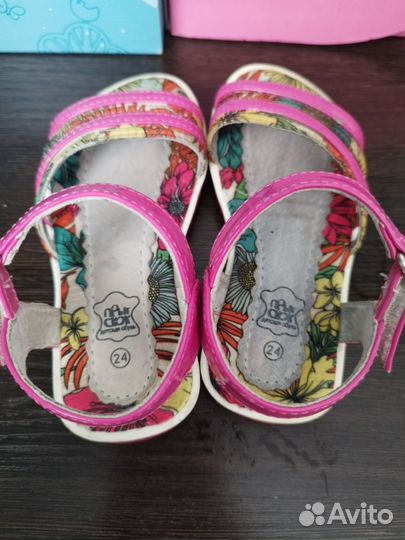 Стильные босоножки для девочки 24 размер