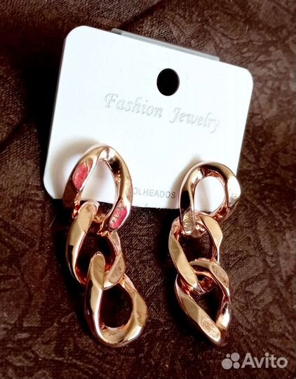Серьги бижутерия