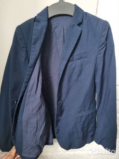 Школьный костюм, пиджак для мальчика р.128