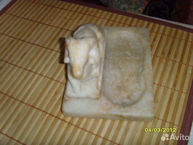 Пепельница мрамор