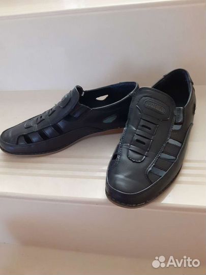 Школьная обувь