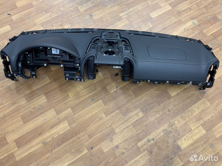 Porsche Cayenne 2015 Торпедо