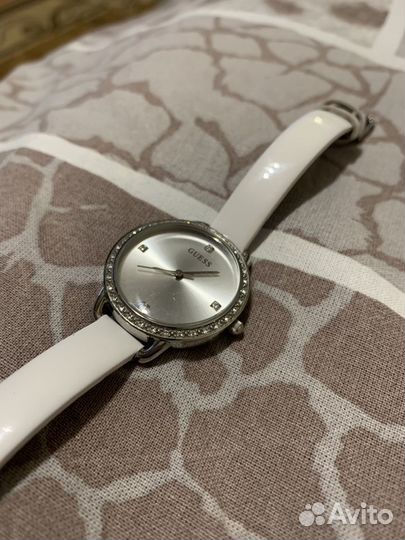 Часы guess женские