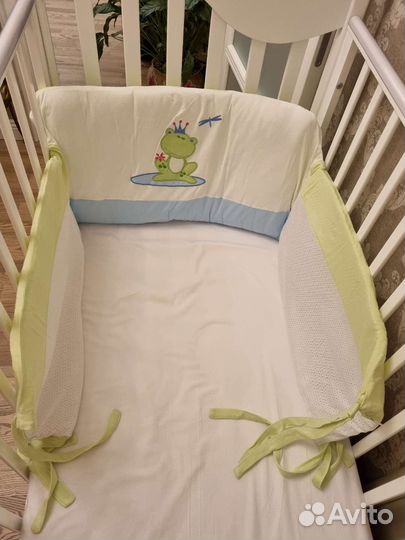 Бортик в кроватку детскую
