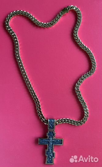 Цепь и крест