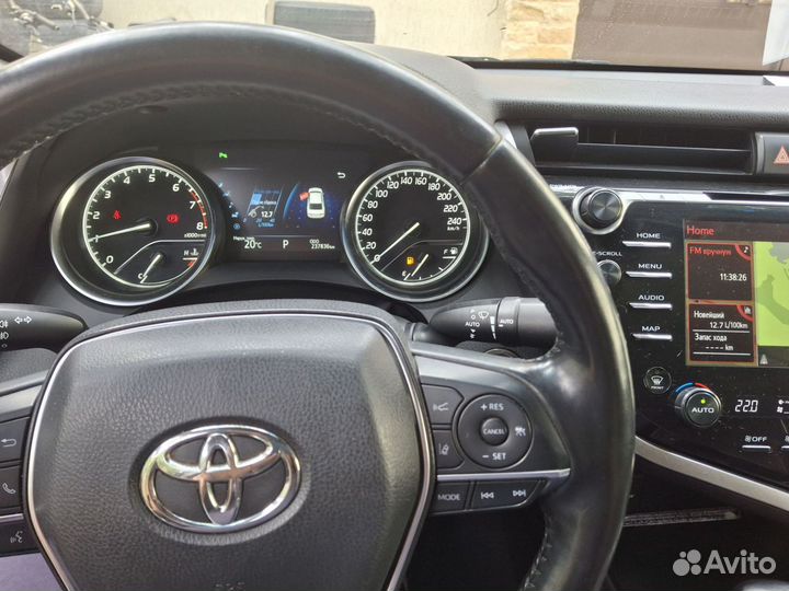 Toyota Camry 2.5 AT, 2018, 230 000 км