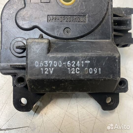 Моторчик отопителя Toyota Carina E