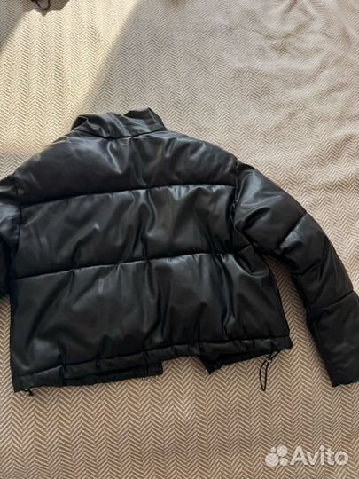 Куртка деми Bershka S-M