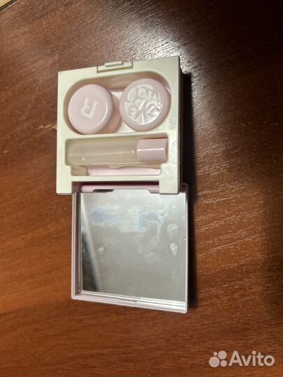 Контейнер для линз