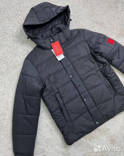 Мужская весеняя куртка от Hugo: выбери лучшее