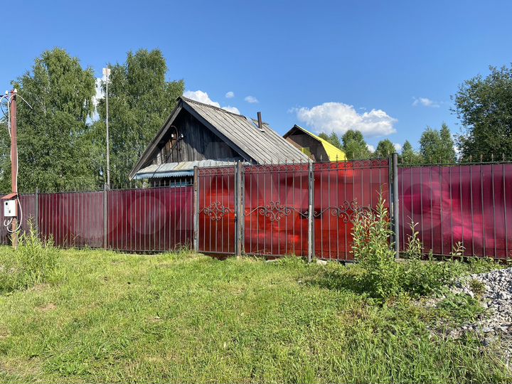 Дом 63 м² на участке 15 сот.
