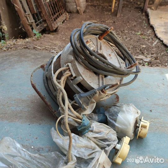 Электродвигатель от стиральной машины