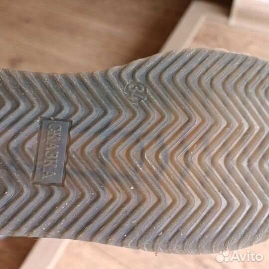 Ботинки демисезон для девочки 34