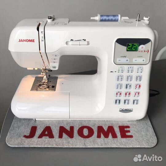 Швейная машина Janome DC 4030