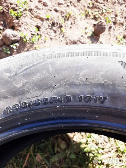 Bridgestone Alenza 001 235/55 R19 101V