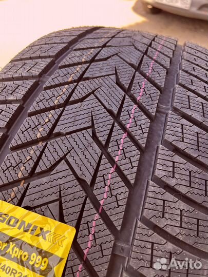 Sonix WinterXPro 999 315/35 R21 75U
