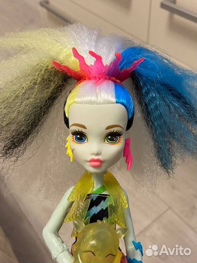 Кукла Монстер Хай Фрэнки Штейн Электризованные