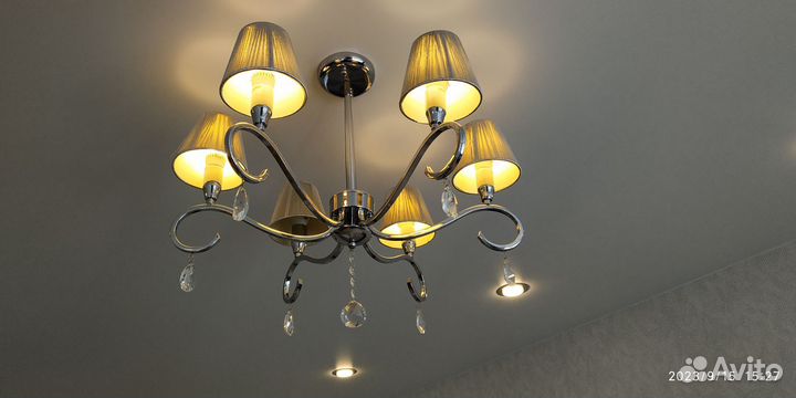 Люстра потолочная