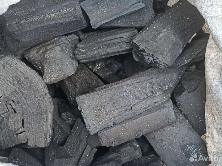 Уголь древесный в мешках