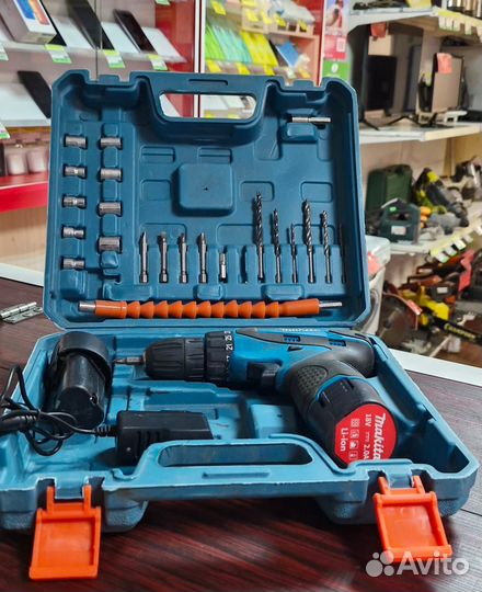 Шуруповерт Makita 18v в кейсе