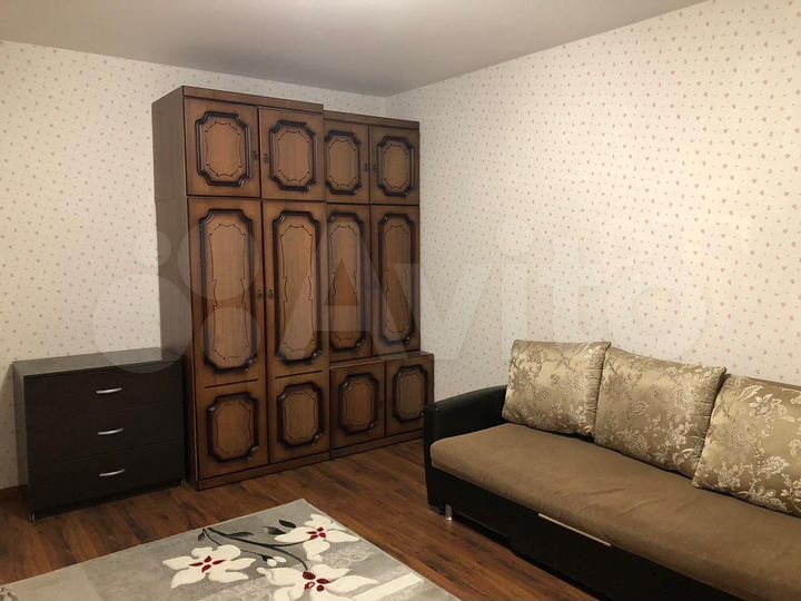 1-к. квартира, 40 м², 8/10 эт.