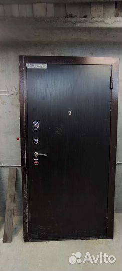 Входные металлические двери