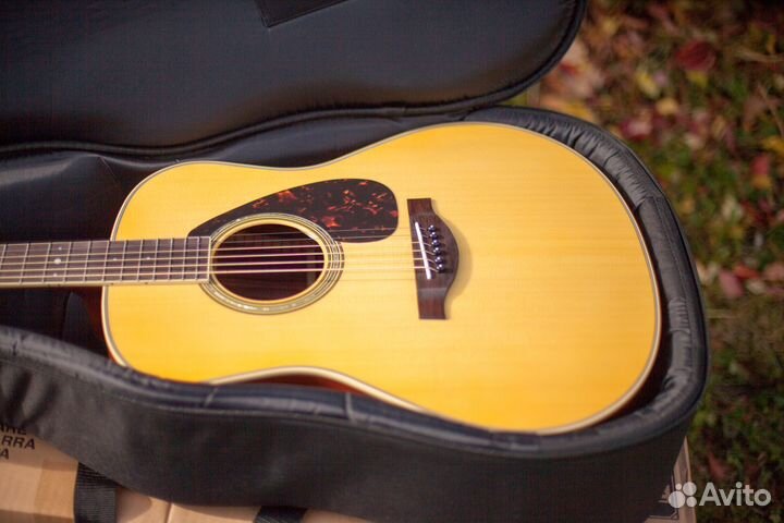 Гитара электроакустическая Yamaha LL6 ARE NT