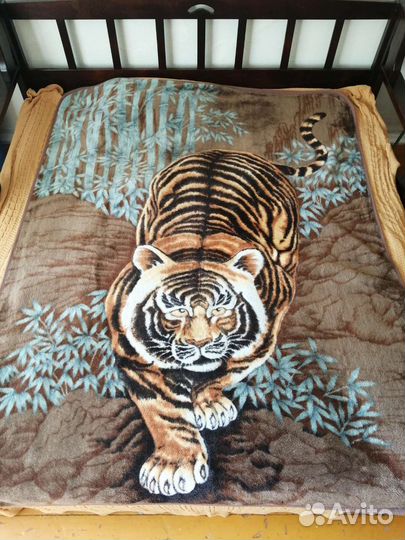 Плед (покрывало) с тигром