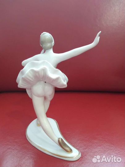 Фарфоровые статуэтки германия