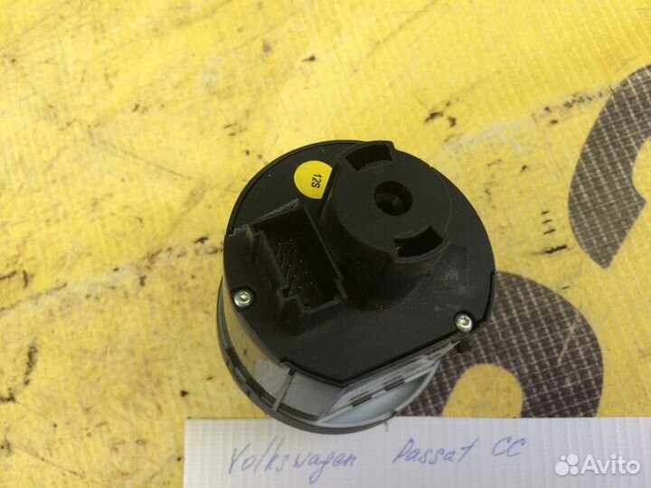 Переключатель света фар Volkswagen Passat CC