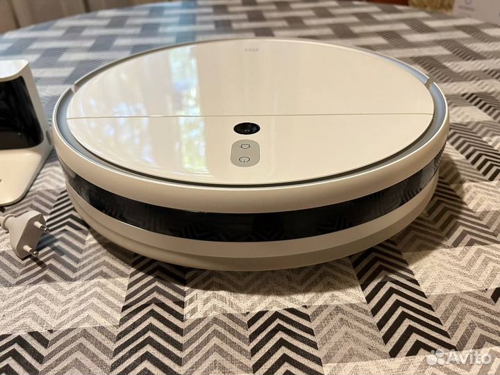 Робот-пылесос Xiaomi Mi Robot Vacuum-Mop 2