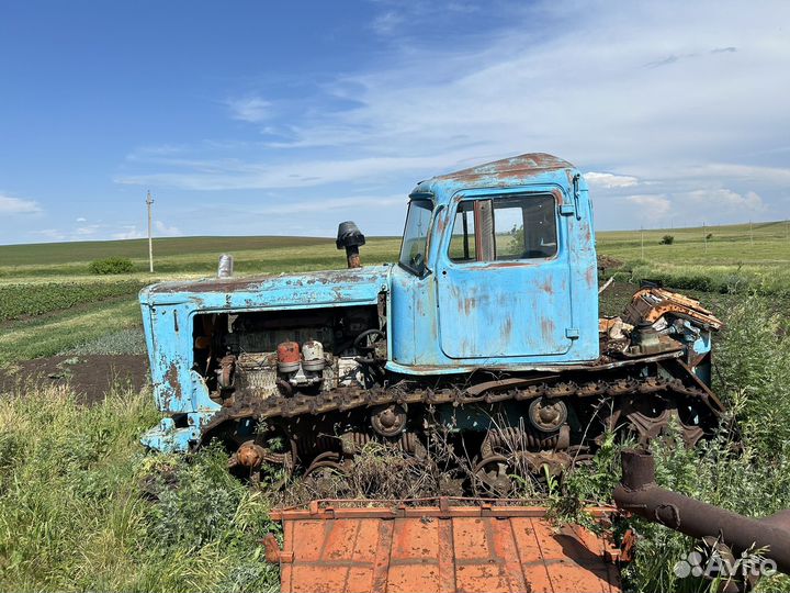 Трактор, 1977