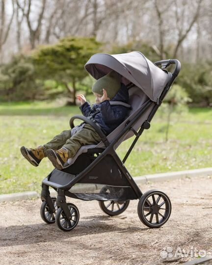 Новая коляска carrello nero