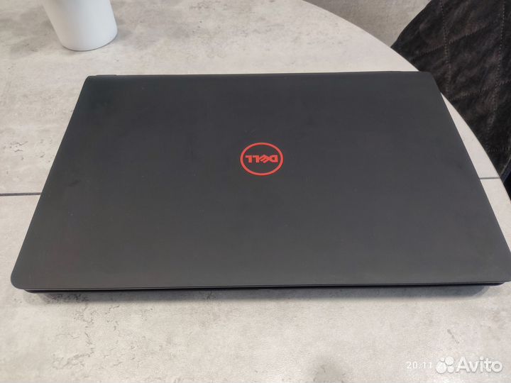 Игровой ноутбук dell5577