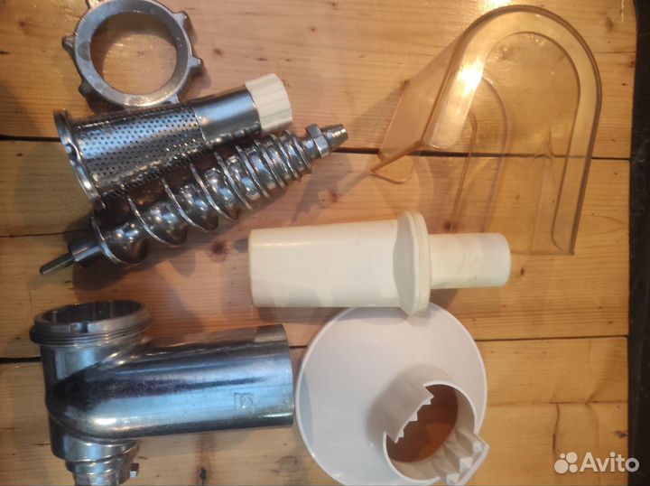 Кухонный комбайн Мрия - соковыжималка насадка