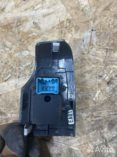 Кнопка заднего стеклоподъемника honda accord 7