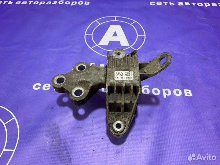 Подушка двигателя левая Opel Astra J A16XER 2012