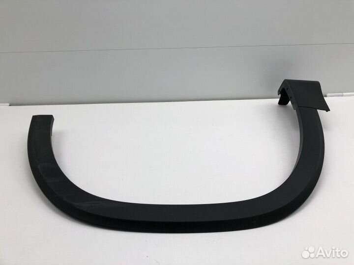 Накладка переднего крыла правого Mercedes-Benz GLB