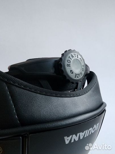 Конный шлем