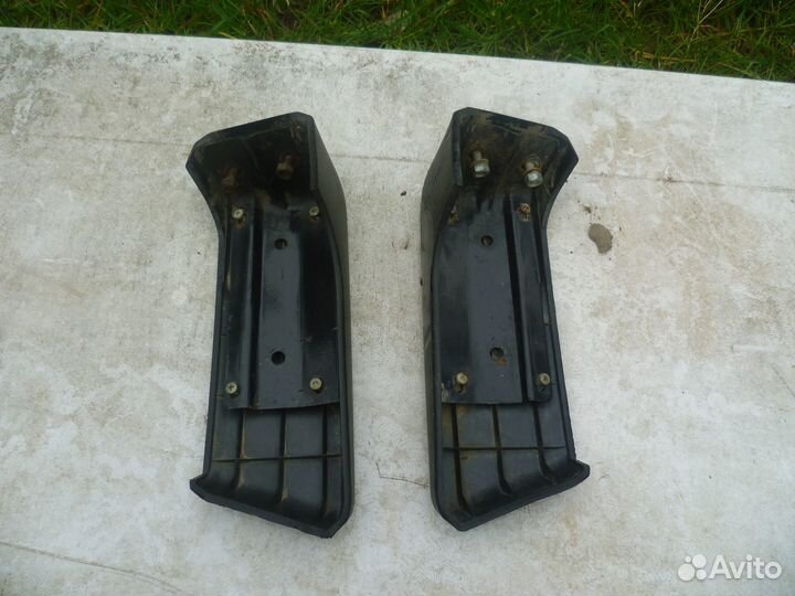 Накладки переднего бампера (уголки) для Лада Нива