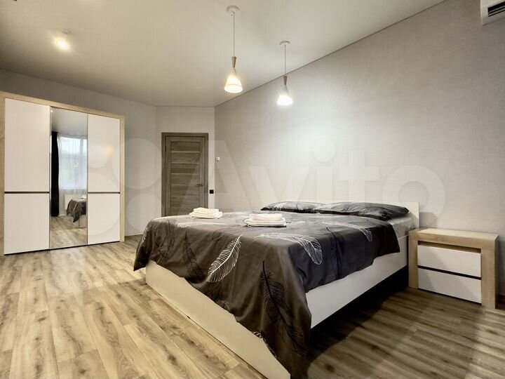 2-к. квартира, 66,7 м², 1/14 эт.