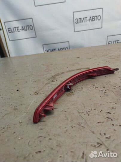 Катафот бампера задний правый Kia Rio 3 1.4 2016