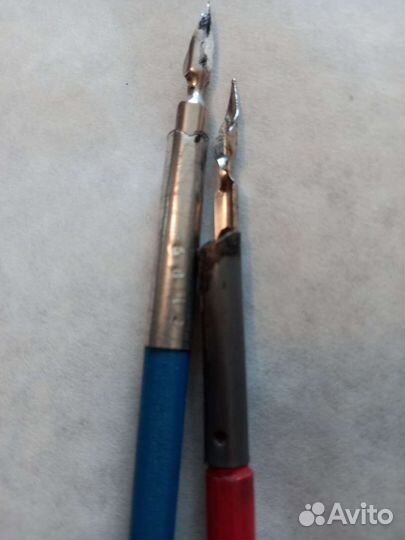 Ручки перьевые чернильные, кнопки СССР