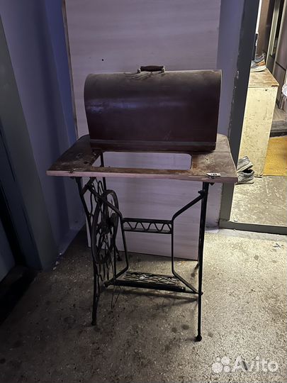 Швейная машинка