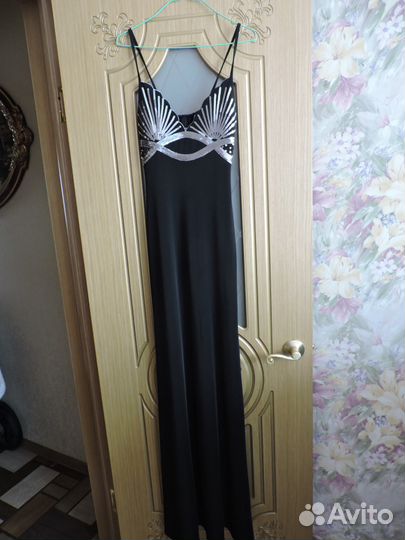 Продаю платье