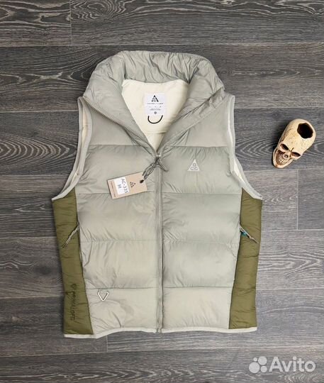 Жилетка Nike ACG Тренд 2025