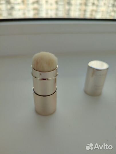 Кисть для пудры Clarins