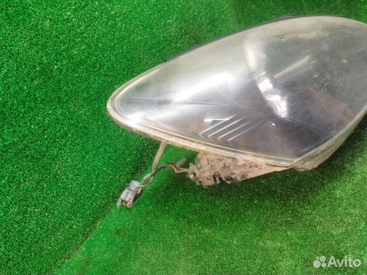 Фара передняя правая Mitsubishi Lancer 9 1.6 2005