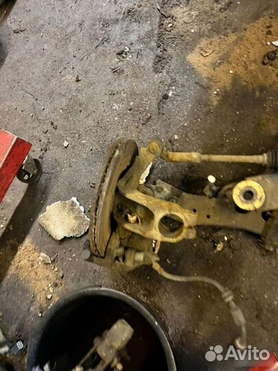 Рычаг передний Ford Focus 2003-2007