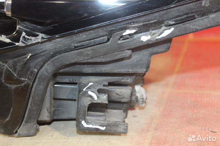 Фара левая Changan UNI-K